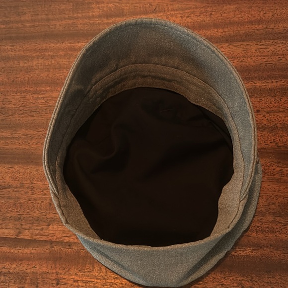 Super cute hat - Picture 6 of 6